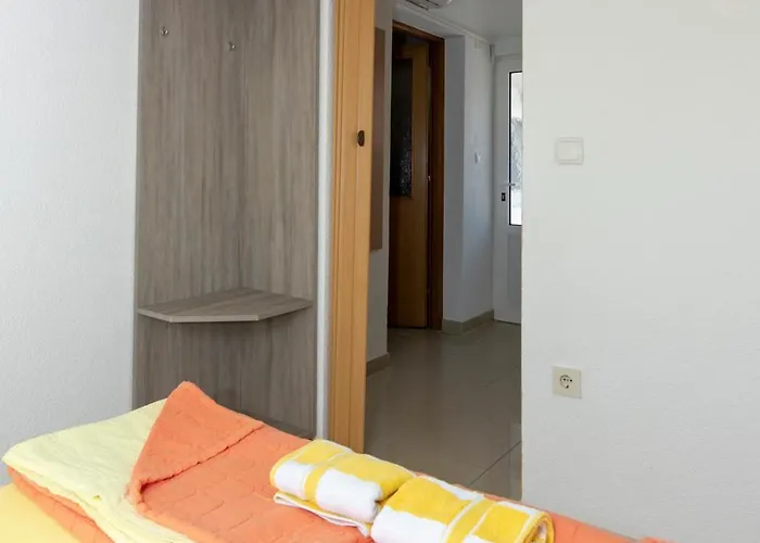 Filip Apartmán Pag Town